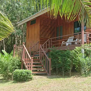 https://lanta-para-hut.koh-lantahotels.net