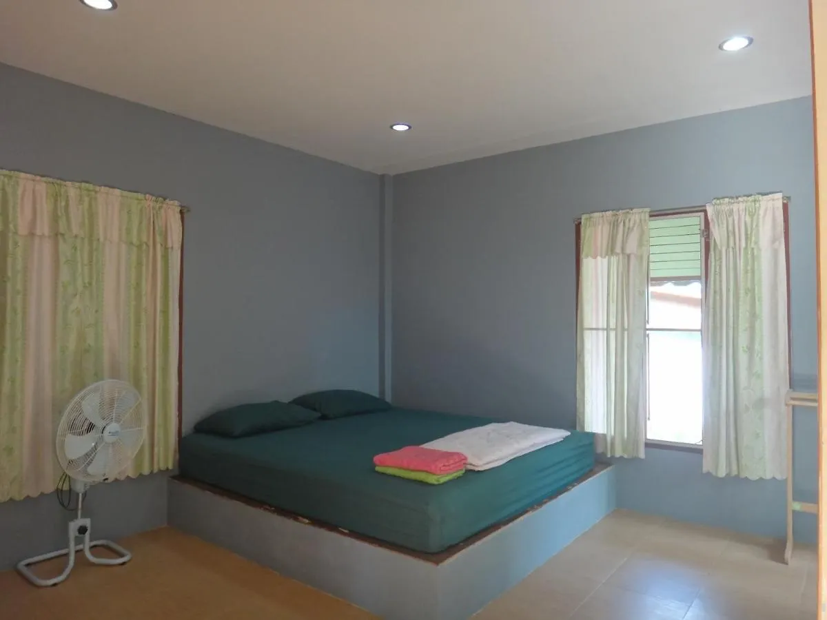 Gasthuis P'Un House Hotel Ko Tao